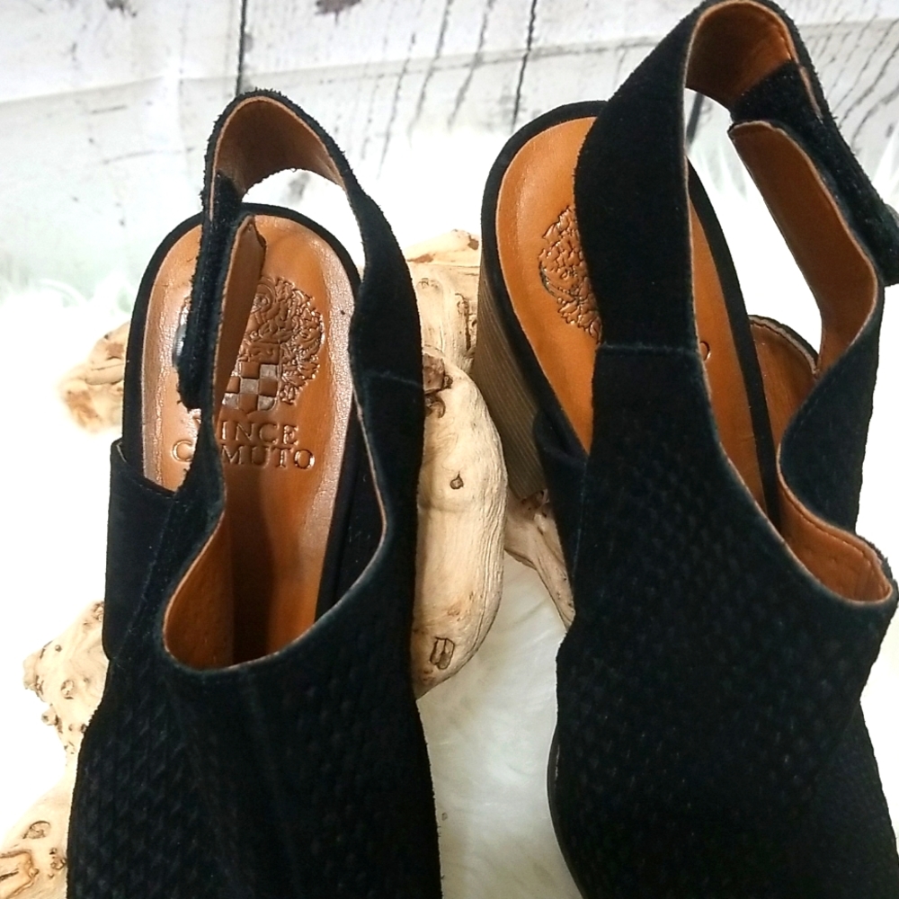 NEW! VINCE CAMUTO black suede lazer cut design slingback booties. - Picture 10 of 10
